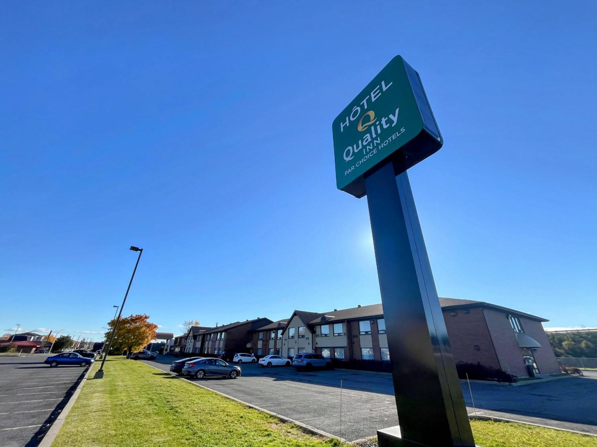 Quality Inn Saint-Jean-Sur-Richelieu Exterior photo